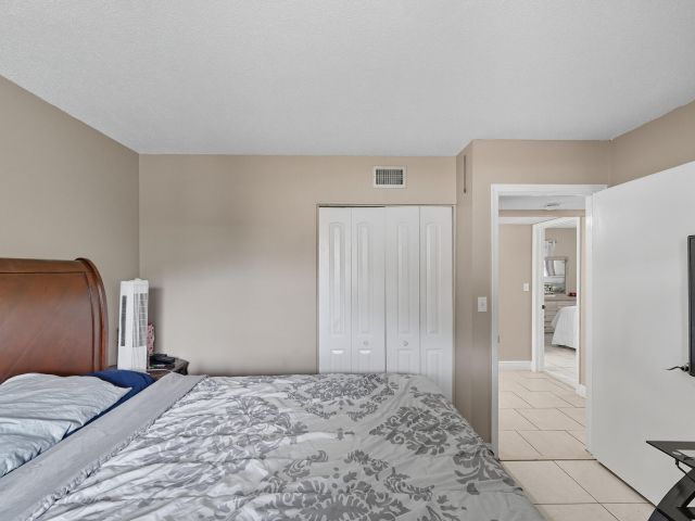 Продажа дома по адресу 5935 Albert Road - фото 6533598