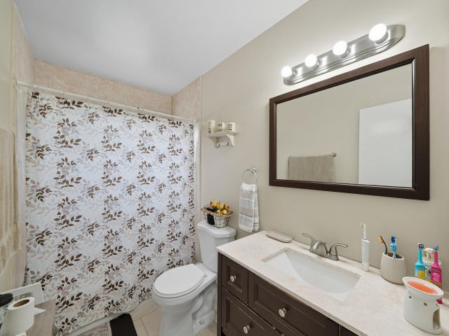 Продажа дома по адресу 5935 Albert Road - фото 6533600