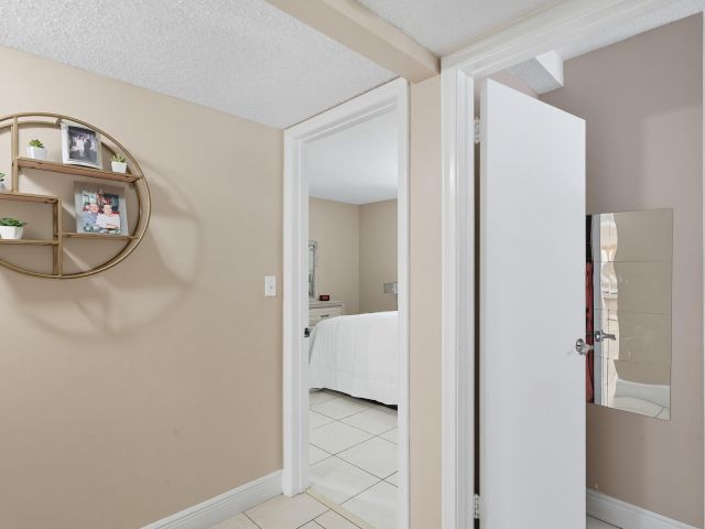 Продажа дома по адресу 5935 Albert Road - фото 6533601