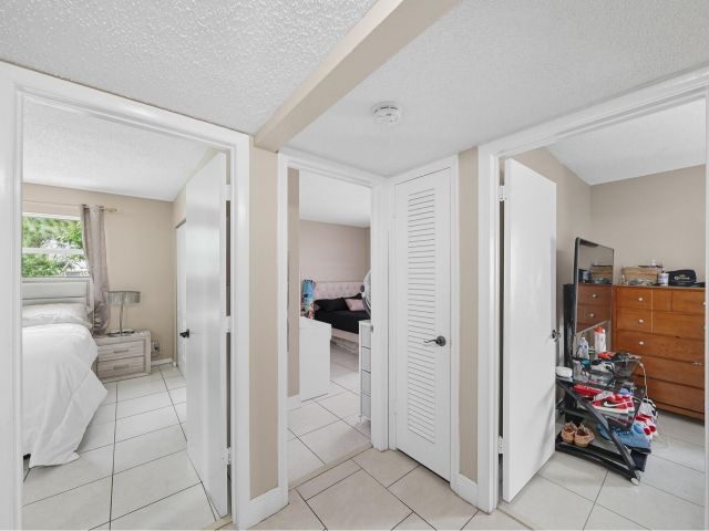 Продажа дома по адресу 5935 Albert Road - фото 6533603