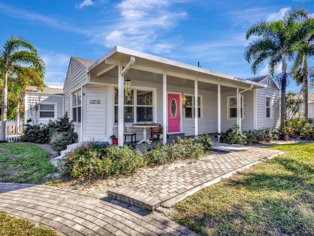 Дом в аренду по адресу 736 Rockland Drive, House - фото 6533568