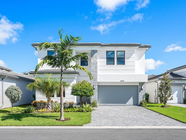 Продажа дома по адресу 8349 Royal County Down Road - фото 6539707