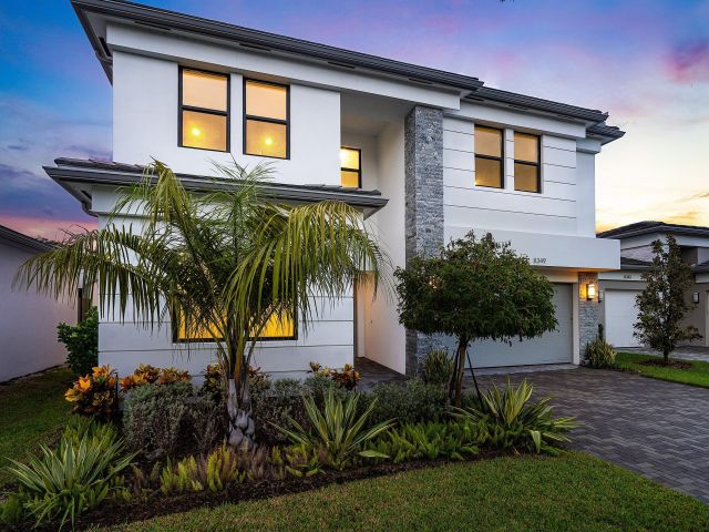 Продажа дома по адресу 8349 Royal County Down Road - фото 6539708