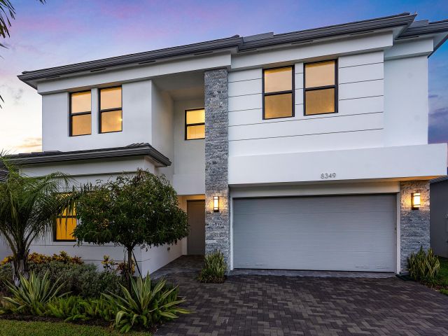 Продажа дома по адресу 8349 Royal County Down Road - фото 6539724