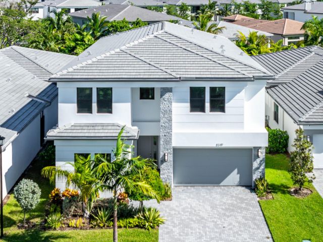 Продажа дома по адресу 8349 Royal County Down Road - фото 6539725