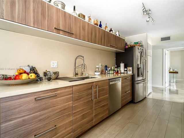 Продажа квартиры #1709 - фото 6530349