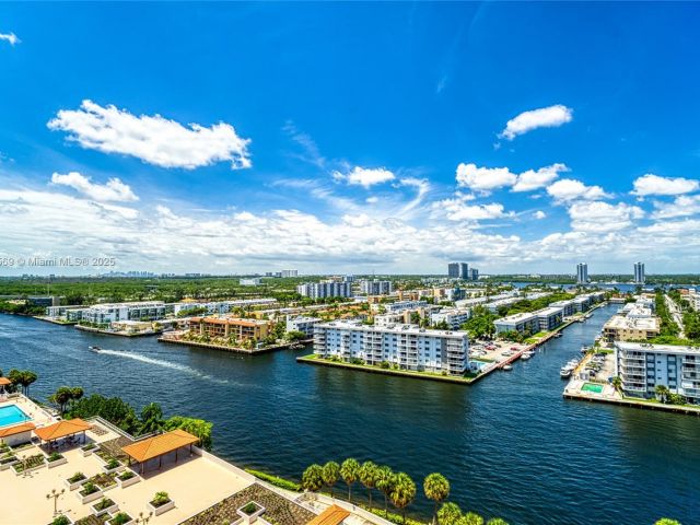 Продажа квартиры #1709 - фото 6530355