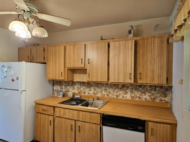 Продажа дома по адресу 5675 Sims Road - фото 6532512