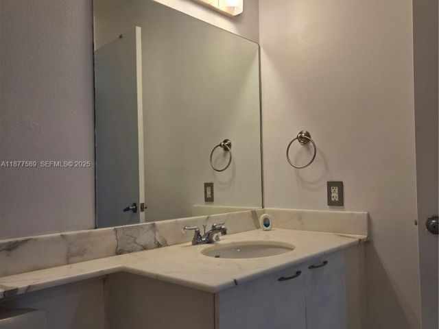 Продажа квартиры #1104 - фото 7436286