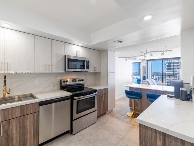 Продажа квартиры #2504 - фото 7122089