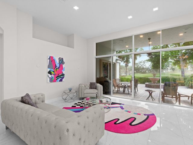 Продажа дома по адресу 16112 Villa Vizcaya Place - фото 6532524