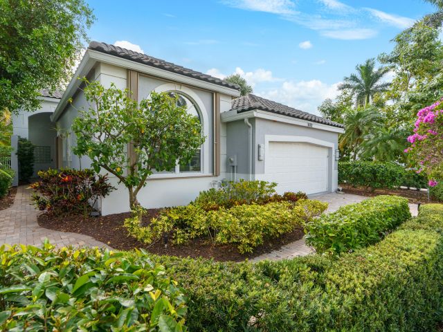 Продажа дома по адресу 16112 Villa Vizcaya Place - фото 6532531