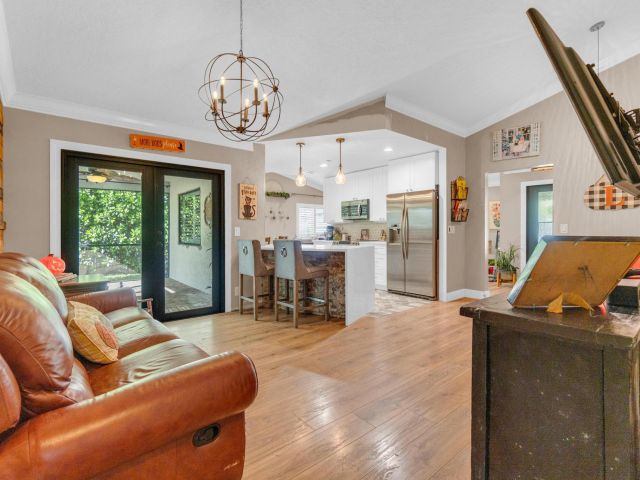 Продажа дома по адресу 22489 Swordfish Drive - фото 6691422