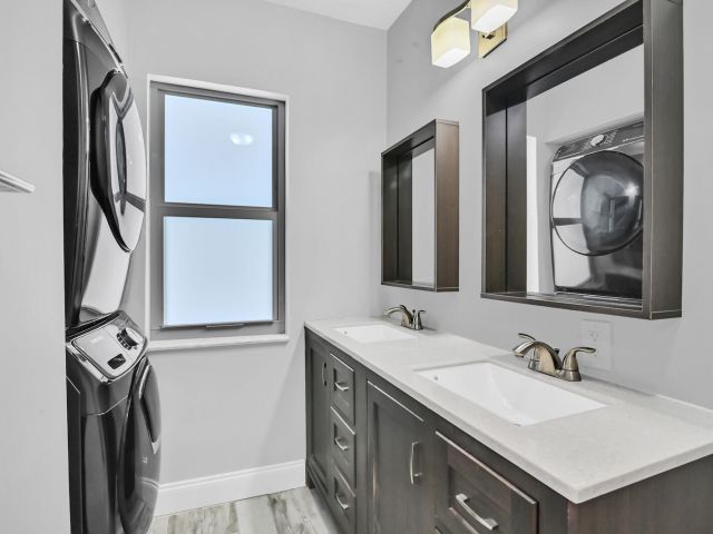 Продажа дома по адресу 504 36th Street - фото 6546011