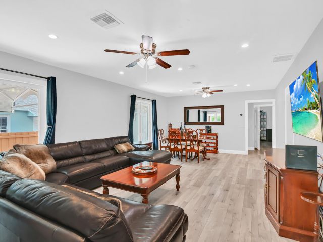 Продажа дома по адресу 504 36th Street - фото 6546019