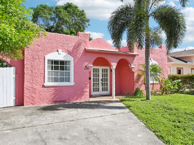 Продажа дома по адресу 423 Kern Street - фото 6533744