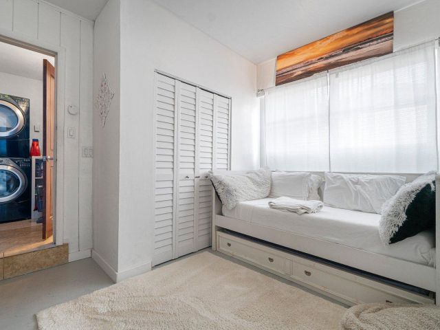 Дом в аренду по адресу 3118 Pierson Drive - фото 6595306