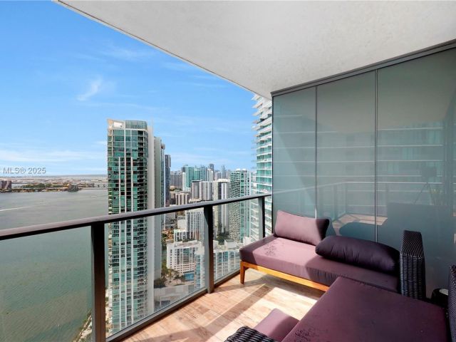 Продажа квартиры #4607 - фото 6539079