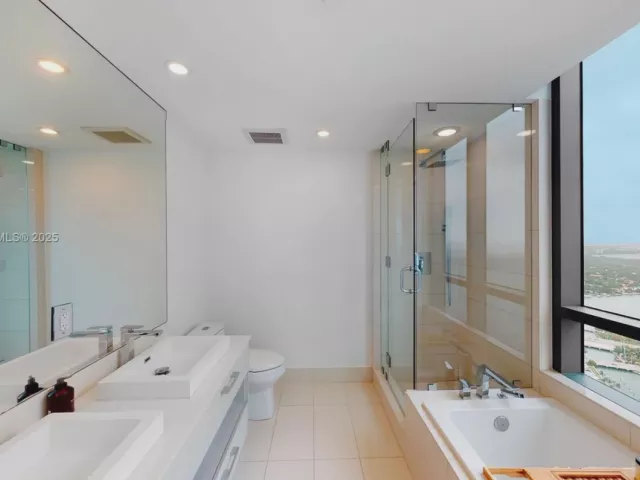 Продажа квартиры #4607 - фото 6539072