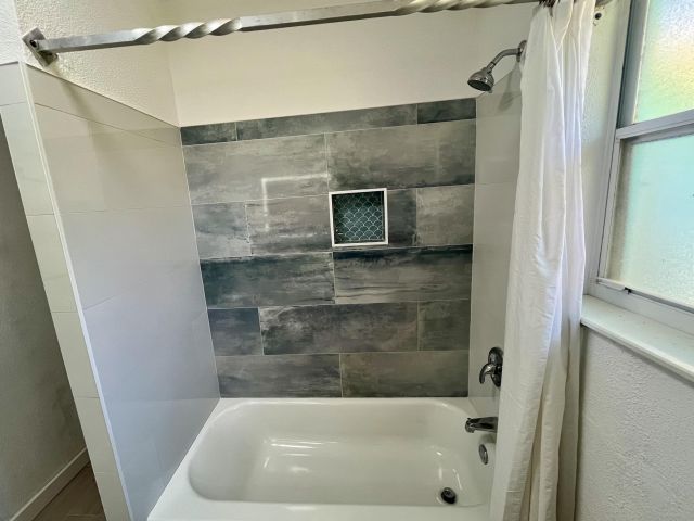 Продажа дома по адресу 3118 Pierson Drive - фото 6808673