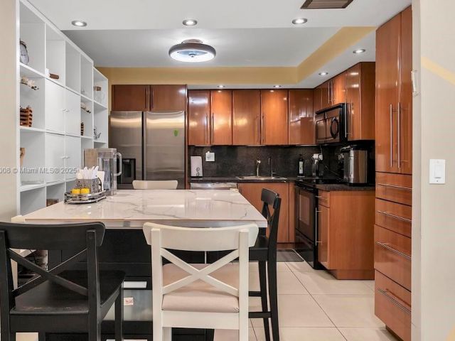 Продажа квартиры #708 - фото 7435444