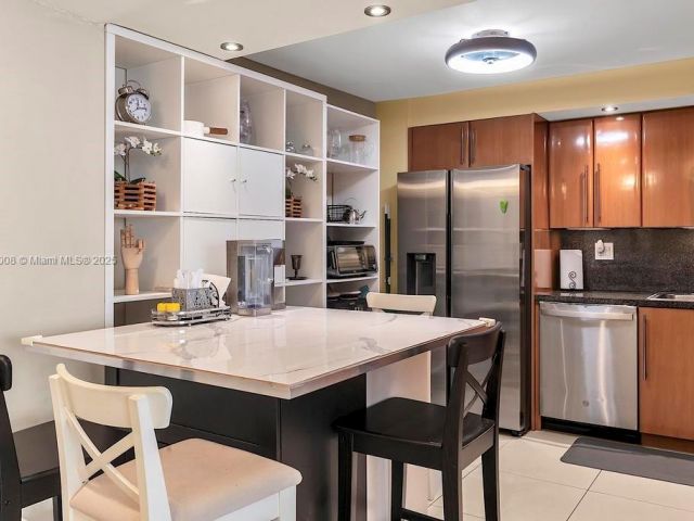 Продажа квартиры #708 - фото 7435445