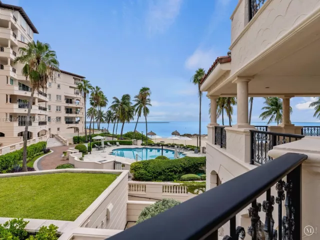 Продажа квартиры #8011 - фото 6532339