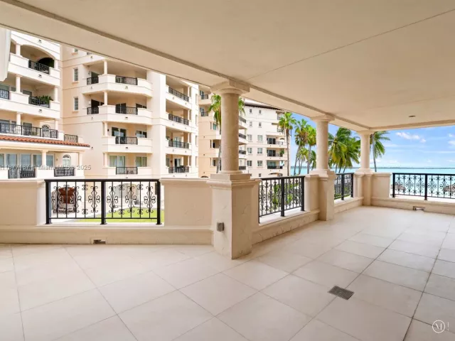 Продажа квартиры #8011 - фото 6532340