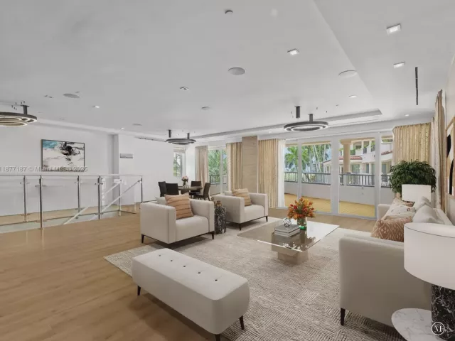 Продажа квартиры #8011 - фото 6532330