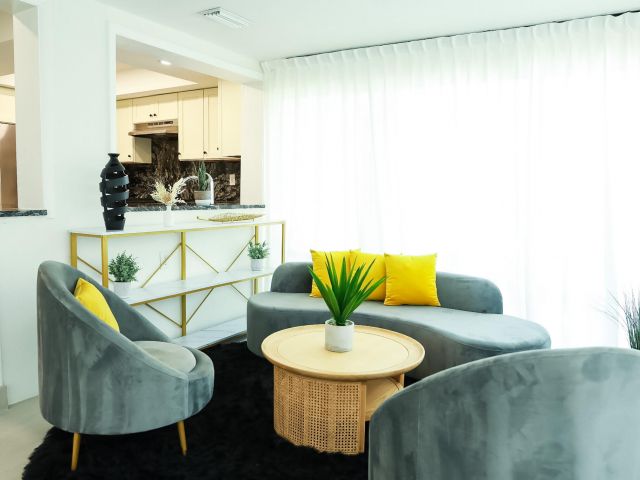 Продажа дома по адресу 1502 NW 4th Avenue - фото 6542647