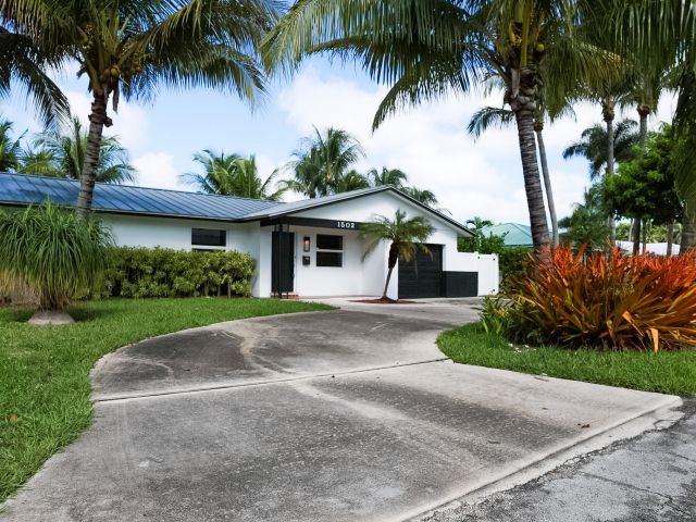 Продажа дома по адресу 1502 NW 4th Avenue - фото 6542657