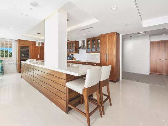 Продажа квартиры #7966 - фото 6532360