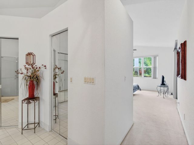 Продажа дома по адресу 18718 Sea Turtle Lane - фото 6548145