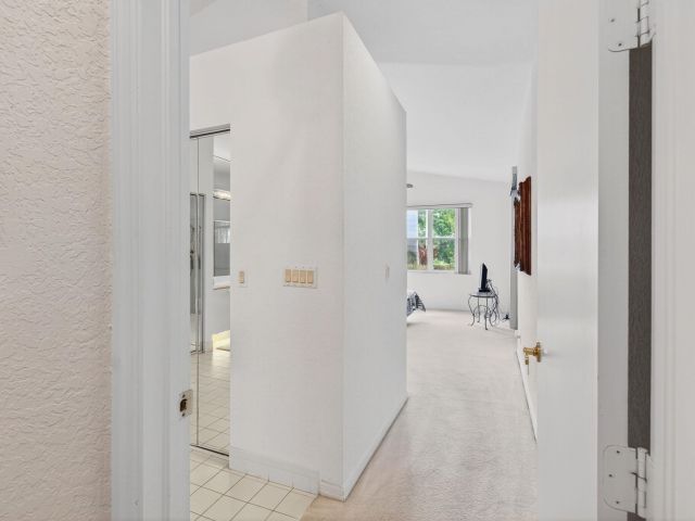 Продажа дома по адресу 18718 Sea Turtle Lane - фото 6548146