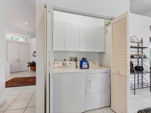 Продажа дома по адресу 18718 Sea Turtle Lane - фото 6548147