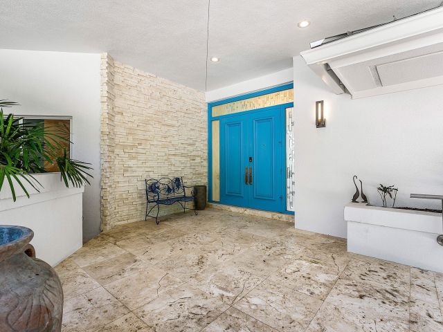 Продажа дома по адресу 225 Oakview Drive - фото 6535793