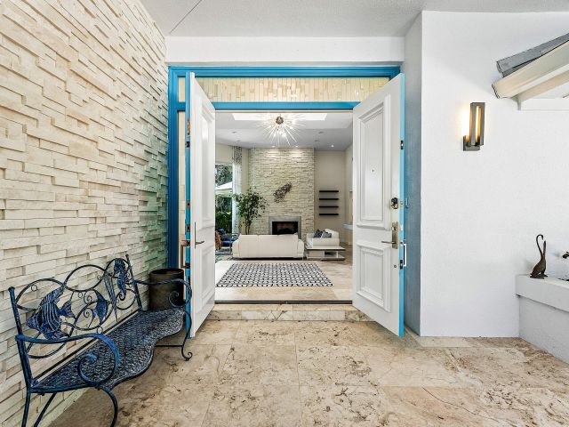 Продажа дома по адресу 225 Oakview Drive - фото 6535794