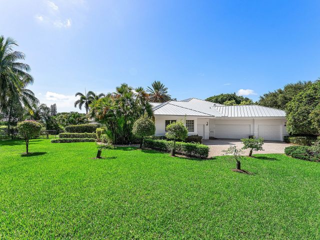 Продажа дома по адресу 225 Oakview Drive - фото 6535796