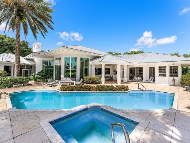 Продажа дома по адресу 225 Oakview Drive - фото 6535797