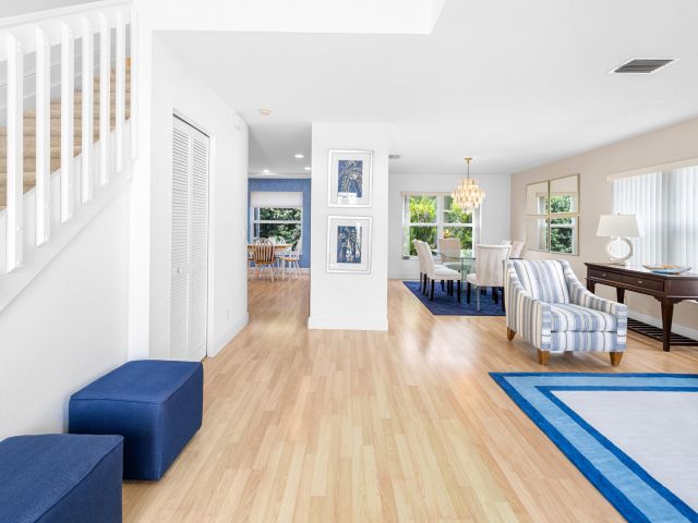 Продажа дома по адресу 10652 Buttonwood Lake Drive - фото 6537052