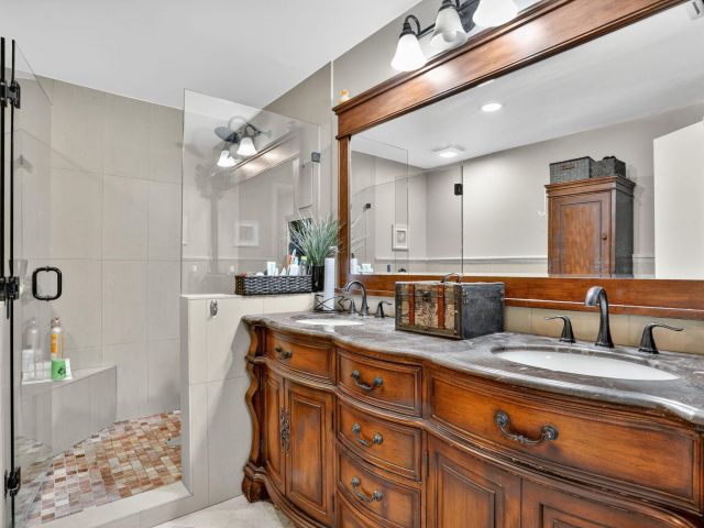 Продажа дома по адресу 8541 Old Towne Way - фото 6534380