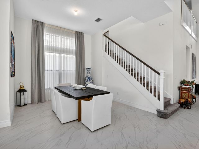 Продажа дома по адресу 16245 Cabernet Drive - фото 6627043