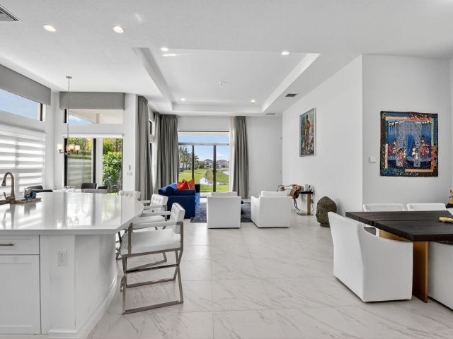 Продажа дома по адресу 16245 Cabernet Drive - фото 6627045