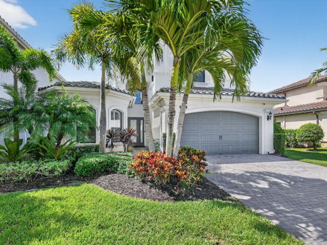 Продажа дома по адресу 16245 Cabernet Drive - фото 6627049