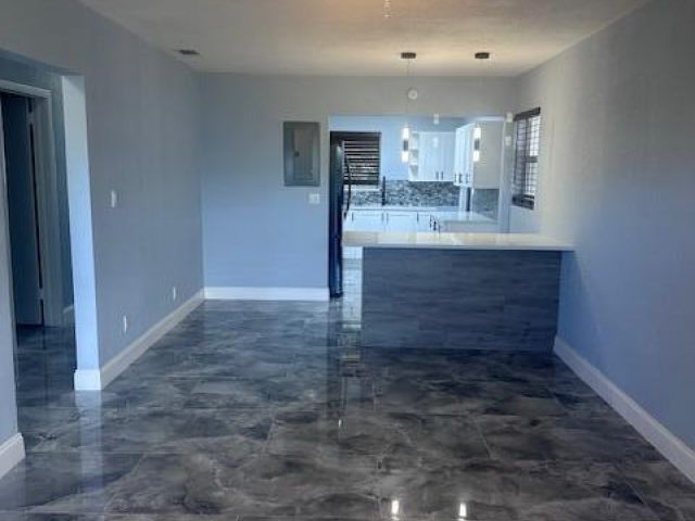 Продажа дома по адресу 430 Barnett Street - фото 6598102