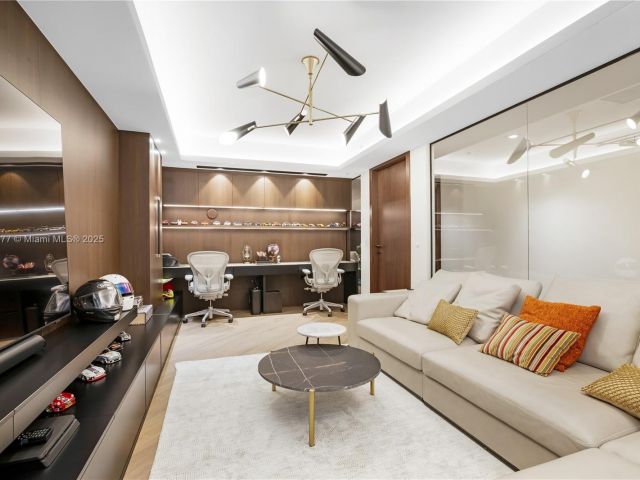 Продажа квартиры #5-2403 - фото 6559814