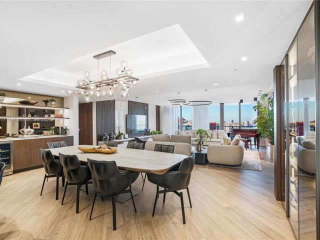 Продажа квартиры #5-2403 - фото 6559824