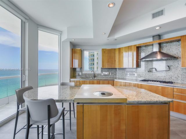 Продажа квартиры #2102 - фото 6539818