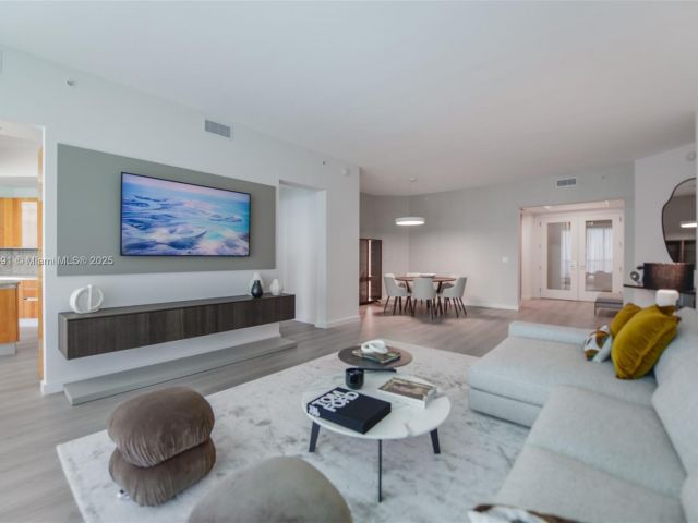 Продажа квартиры #2102 - фото 6539821