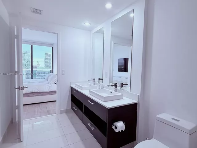 Квартира в аренду номер4003 - фото 6541295